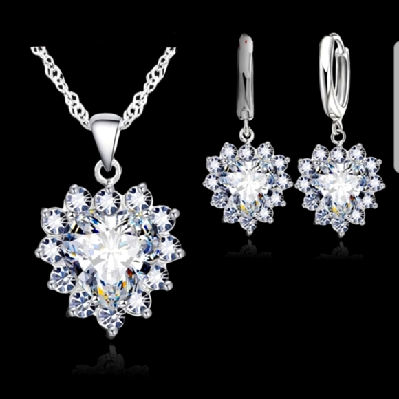 Swarovski Elements 925 Sterling Silver Heart Earrings NEW - Picture 11 of 15